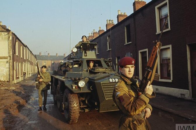 2 Hour Terror and Mural History Belfast taxi Private Tour - Bombay Street and the formation of the Provisional IRA