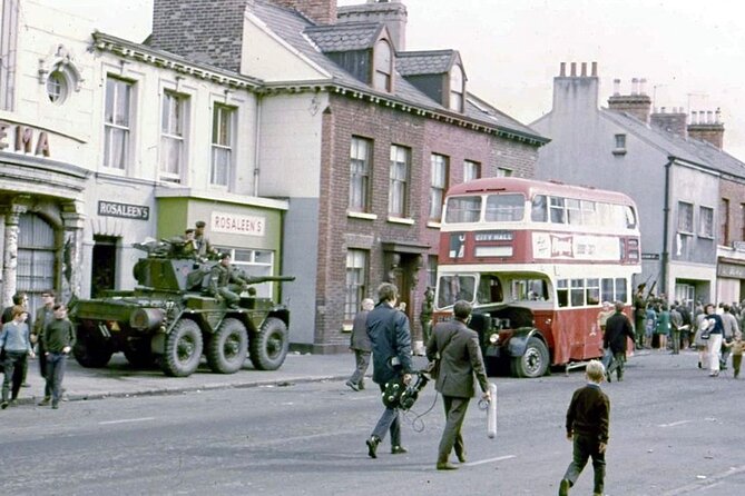 2 hours Belfast Original Drivers The Troubles Black Taxi Tour - The Peace Walls, built to be temporary