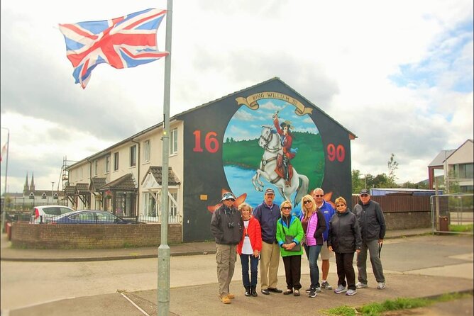 2 Hours Republican & Loyalist Mural Black Taxi Tour from Belfast - Why a black taxi is the right way to see Belfast’s divided districts