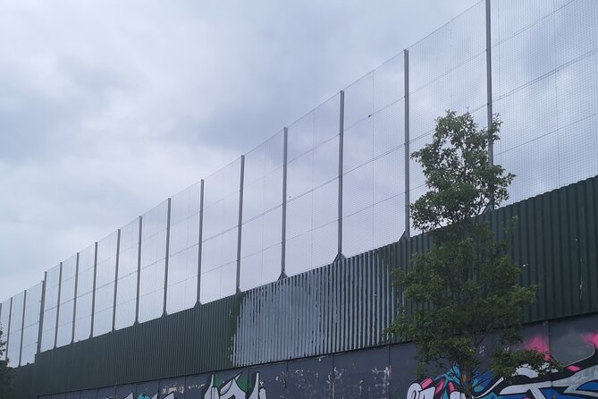Belfast black taxi tours - International Mural Wall on Divis Street