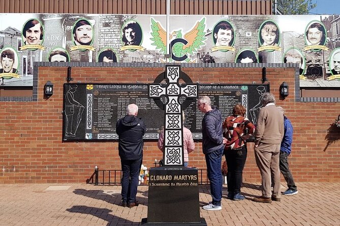 Belfast black taxi tours - The guides shape the whole experience