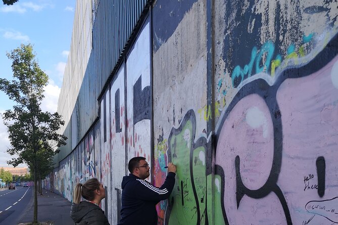 Belfast black taxi tours - How much history should you know first?