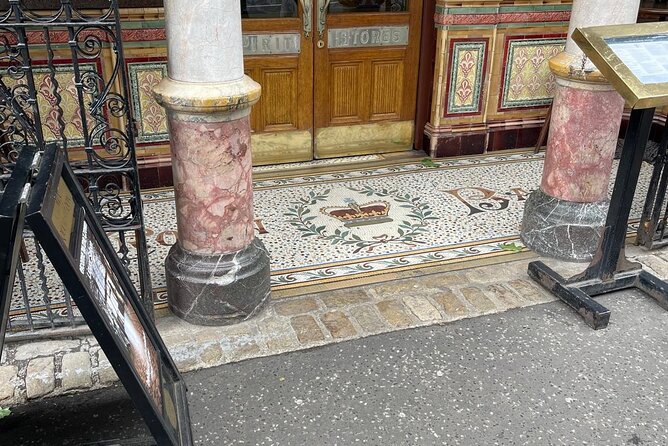 Belfast City Walking Tour - Wee Walks Big Talks - Why this Belfast walk works as a first look
