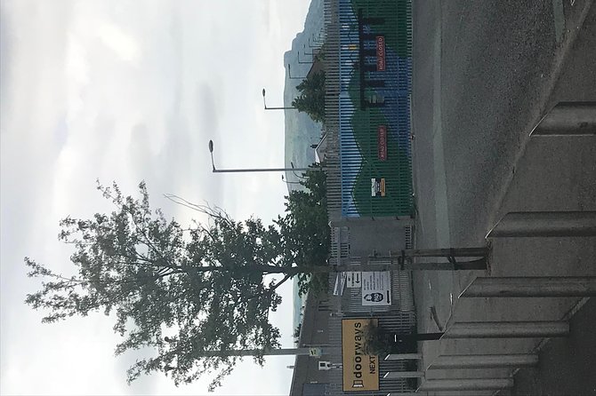 Belfast Political & Murals Tour - Shankill Road: Loyalist Murals and Community Memory