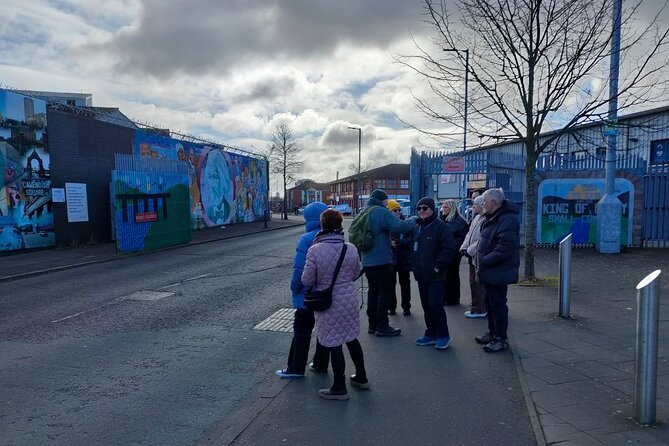 Belfast Troubles Tour: Walls and Bridges - The guide makes or breaks the experience