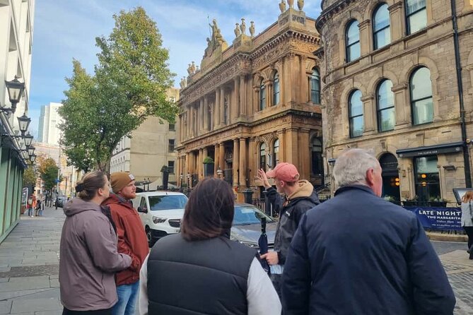 Belfast Walking Tour: City Centre History, Troubles & Stories - City Hall and Donegall Square: Belfast’s public face