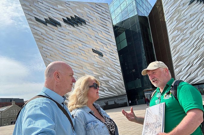 Best of Belfast Driving Taxi Tour with Political Murals - The Big Fish and the River Lagan