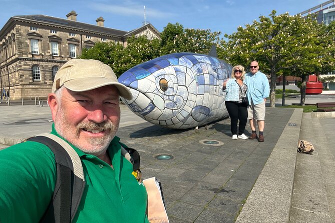 Best of Belfast Driving Taxi Tour with Political Murals - Titanic’s slipways and Belfast’s shipbuilding story