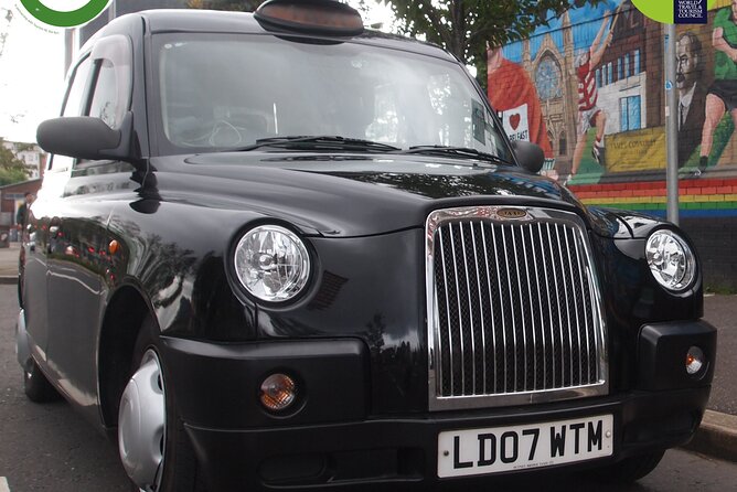 Black Taxi Mural "Tour Like A Local" - Why a Belfast black taxi is the right way to see the murals
