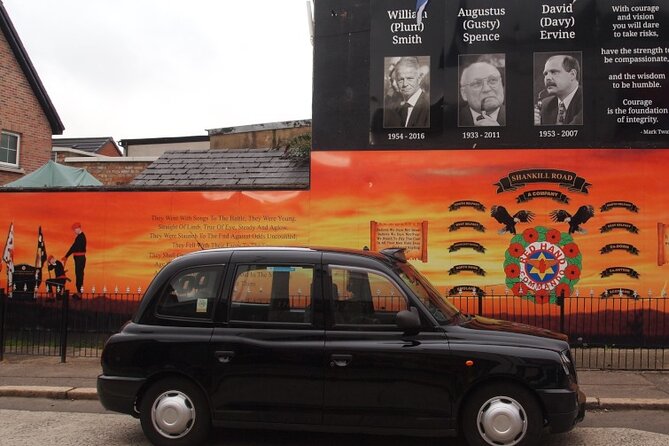 Black Taxi Mural "Tour Like A Local" - Timing, pickup, and practical planning