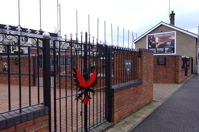 Black Taxi Tour and Crumlin Road Gaol tour Combo - Practical advice for making the most of it