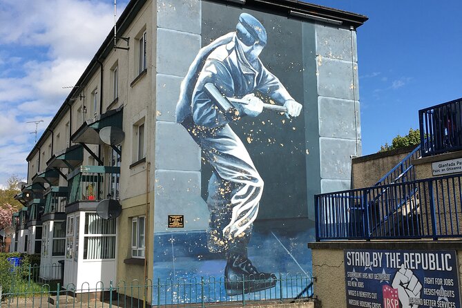 Derrie Danders: A Self-Guided Audio Tour of the Walled City’s West - Free Derry Corner changes the tone of the walk