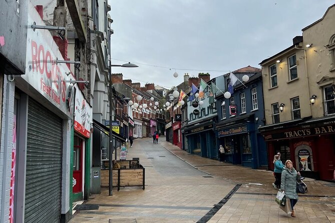 Derrie Danders: Unveiling Derry's Dark & Haunted Past Audio Tour - Butcher’s Gate and the tragedy of the SS Londonderry