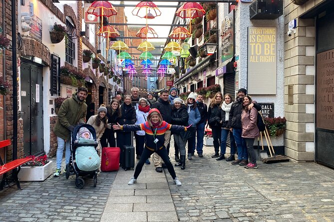 Discover Belfast with St. George's Market Minivan Tour - City Hall and Belfast’s formal center