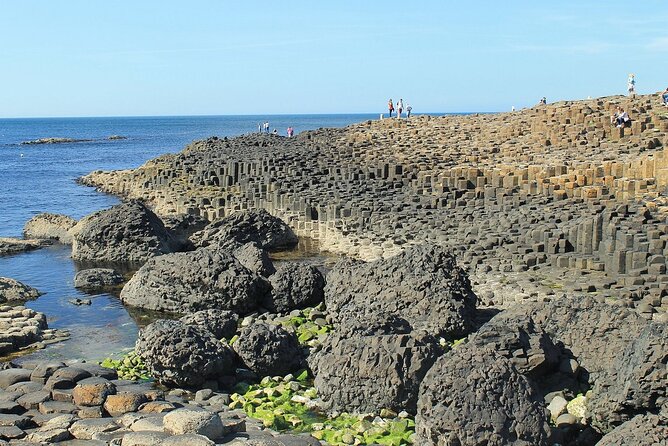 Full-Day Private Tour of Giants Causeway with Pick Up - Dunluce Castle: a dramatic final stop with an early closing risk