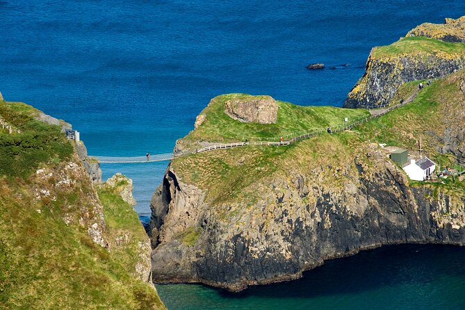 Giant’s Causeway and Titanic Experience from Belfast Port - The schedule is the bargain and the burden