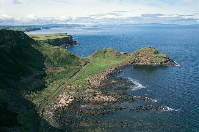 Giant's Causeway and Whisky Distillery tasting tour from Belfast - Why this Belfast day trip works