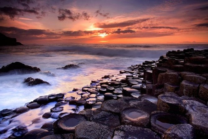 Giant's Causeway Full Day Tour from Belfast - The Dark Hedges in 20 minutes