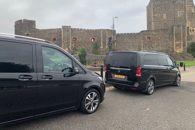 Giants Causeway & Antrim Coast Private Tour - What the private vehicle adds