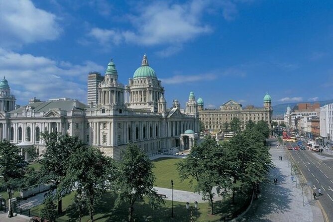 Highlights of Belfast sightseeing 4 hours private tour - Pickup, timing, and practical details