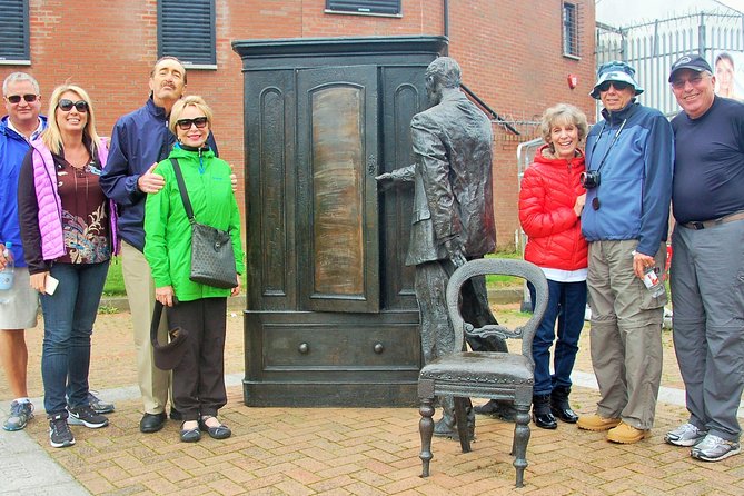 Highlights of Belfast sightseeing 4 hours private tour - Titanic’s shipbuilding story from the outside