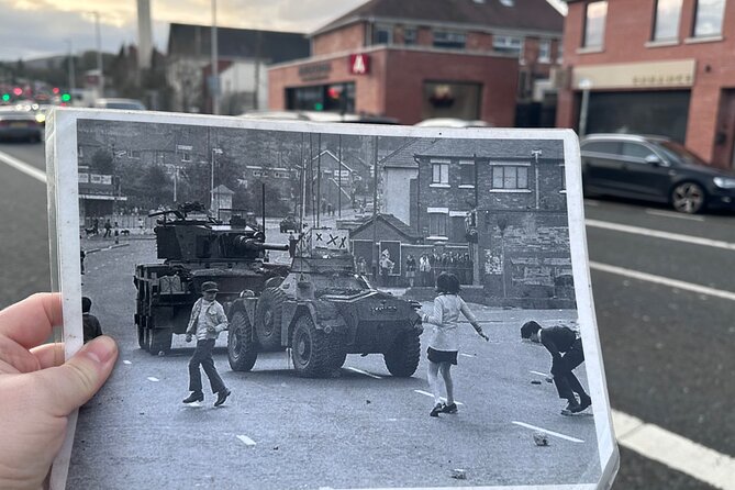 History of Belfast conflict and terror 1 hour black taxi tour - Bobby Sands mural and Republican Belfast