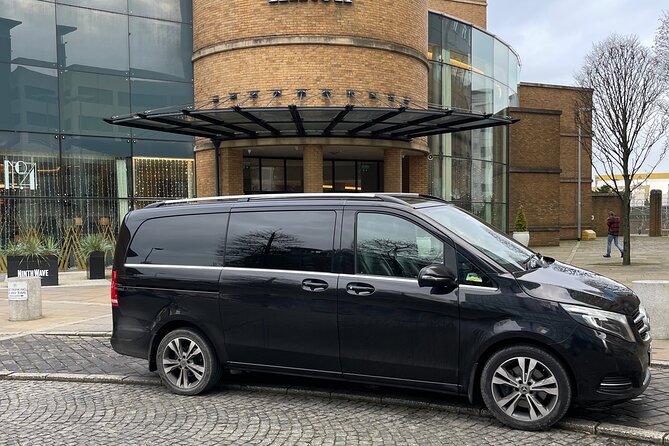 Luxury Belfast to Dublin Transfer - The Belfast pickup and the start of the ride