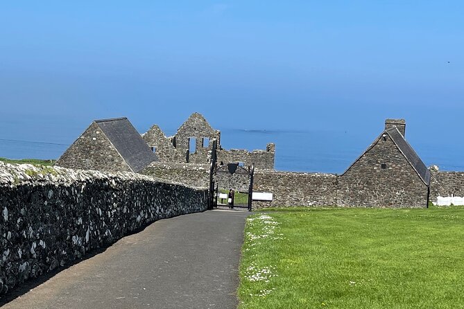 Luxury Tour of Giants Causeway from Belfast - What the private vehicle adds to the experience