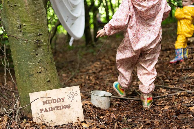 Muddy Tots Go Wild Forest School Ballynahinch County Down - The two-tier woodland activity area