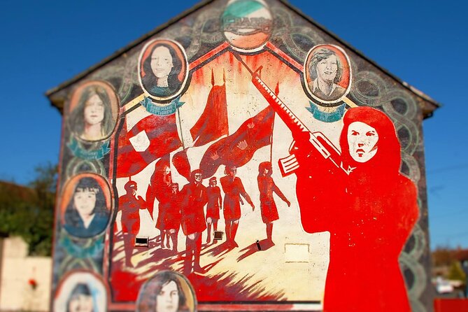 N0 1 Belfast black cab Irish and British mural 2hr private tour - Divis Street’s International Mural Wall