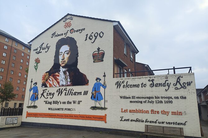 Private Belfast Black Taxi Tour - What the $97.08 price means for a private group
