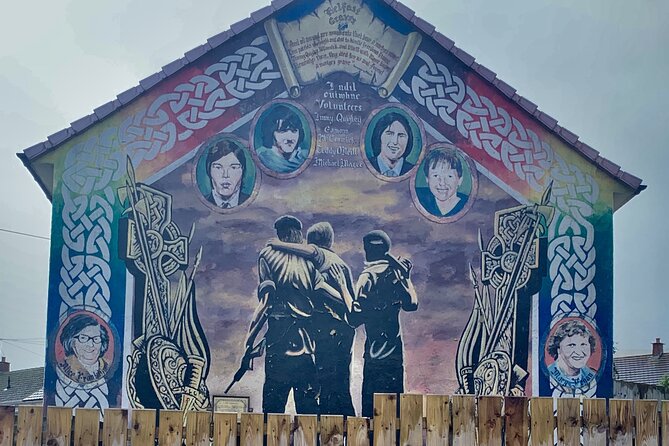 Private Belfast Troubles Cab Tour Adventure 2hrs Personal Guide - Crossing to loyalist Shankill Road
