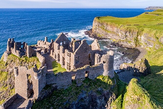 Private Guided Tour of Causeway Coastal Route - A private day from Derry to the north coast