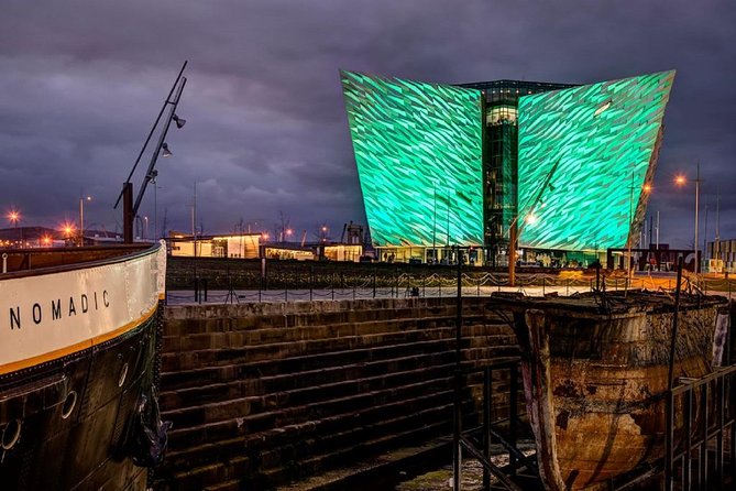 Shore Excursion from Belfast: Including Giants Causeway and Belfast City. - What the Coach, Group, and Guide Are Like