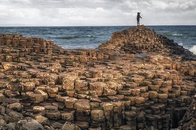 (Small Group) Shore Tour from Belfast: Giant's Causeway and Belfast Day Trip - The long run to Giant’s Causeway