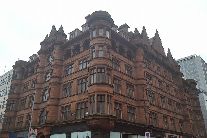 The Real Eclectic Belfast City Walking Tour/Experience. - The city’s royal title and the memory of Prince Albert