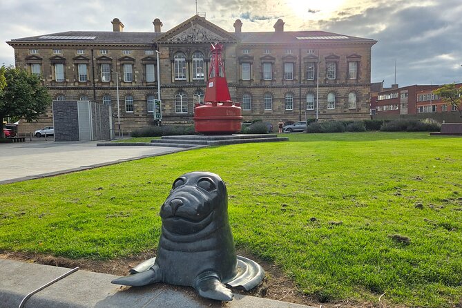 This is Belfast Walking Tours. Our history, our culture. - Royal Avenue and Victorian ambition