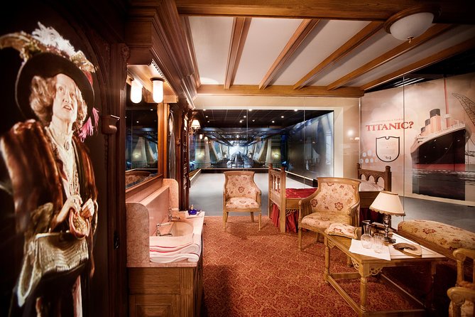 Titanic Belfast Entrance Ticket: Titanic Visitor Experience Including SS Nomadic - Crowds Can Change the Quality of the Visit