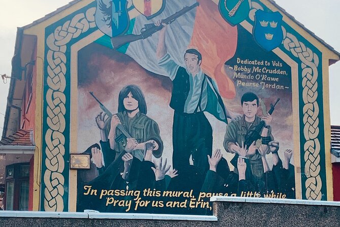 World Famous Belfast City Centre Black Cab/Taxi Tour 2 Hours - Shankill Road and the Loyalist viewpoint