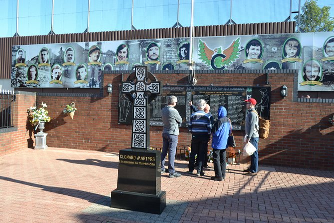 World Famous Private Belfast Troubles Taxi Cab Tour 2 Hour - Falls Road and the Republican community